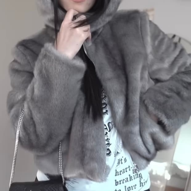 애즈온 카모 퍼 자켓 camo fur jacket gray