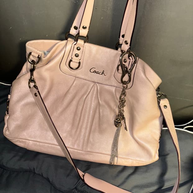 coach 빈티지 베이비핑크 히메갸루 숄더백💗