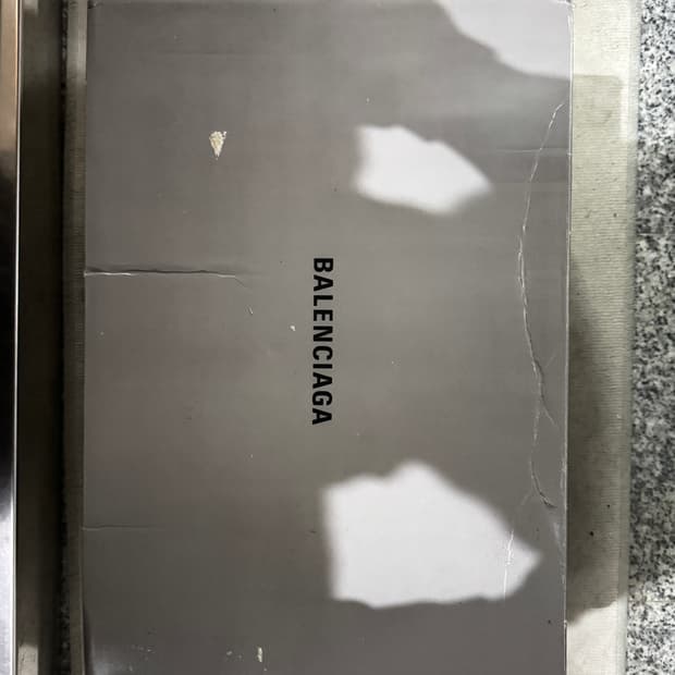 발렌시아가 트리플S 더티블랙 43