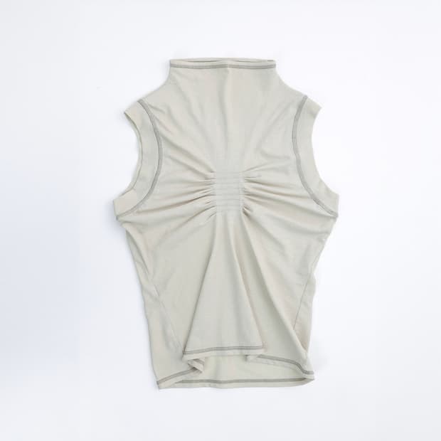 울리카상투스 Pintuck highneck top