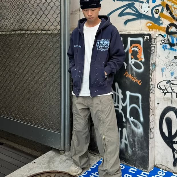 예스아이씨 CN Vertical Zip Pants