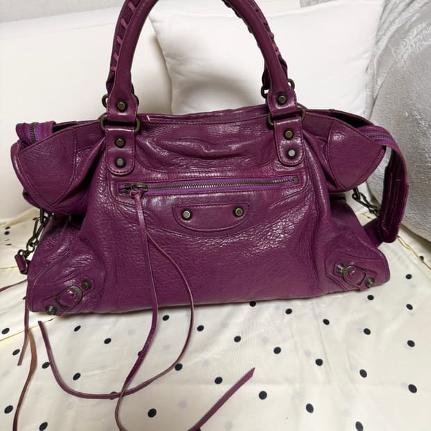 발렌시아가 모터백