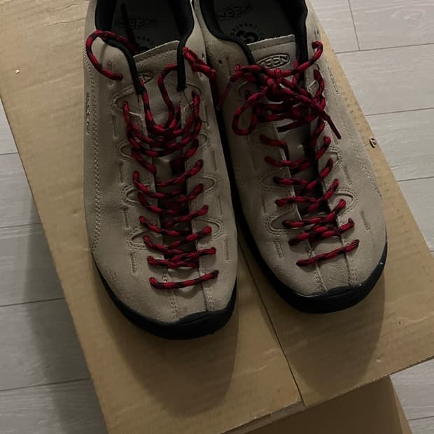 Keen 제스퍼 스웨이드 밀크