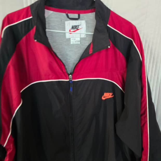 나이키 올드스쿨자켓 
