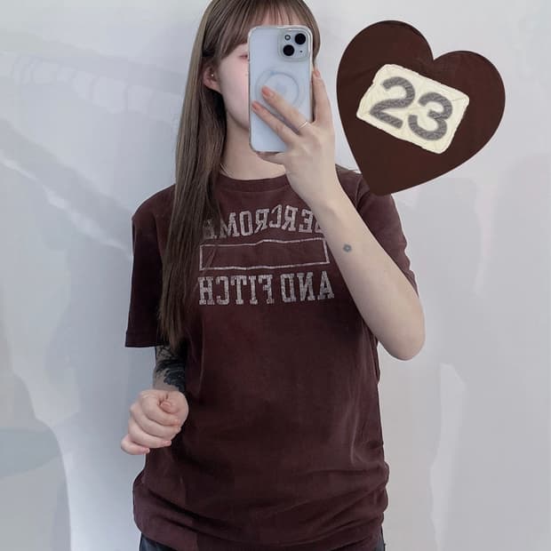 아베크롬비 브라운 빅로고 반팔