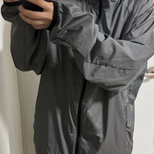 스파오 바람막이 XL