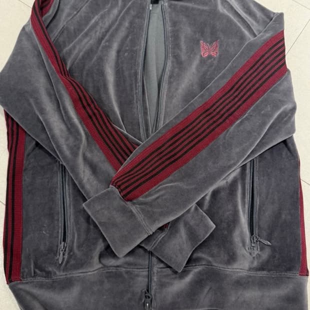 니들스 벨벳 집업 S