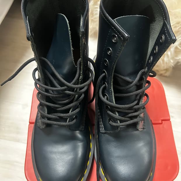 닥터마틴 1460 8홀