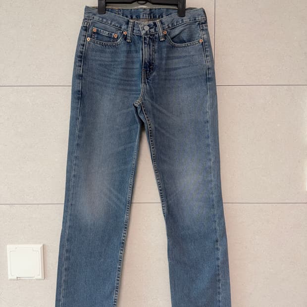 리바이스514 슬림스트레이트 데님팬츠 