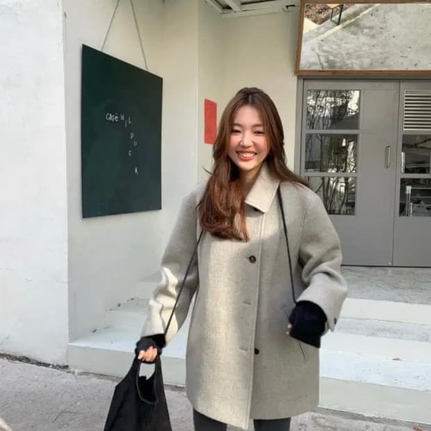 타낫 스트레이트 하프 울 코트 라이트 카키