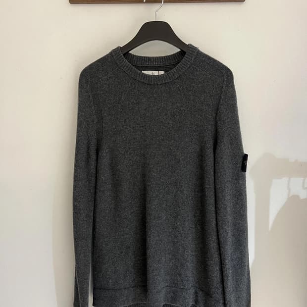 스톤아일랜드 니트