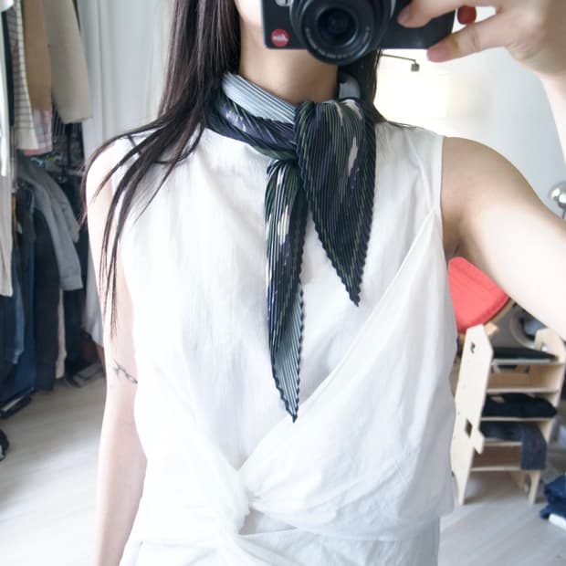 check pleats scarf -