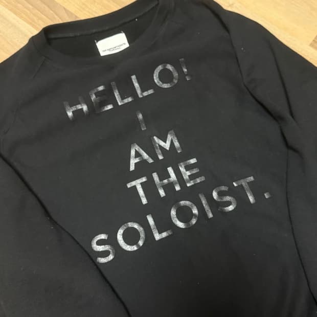 솔로이스트 로고 맨투맨 (100~105) 44