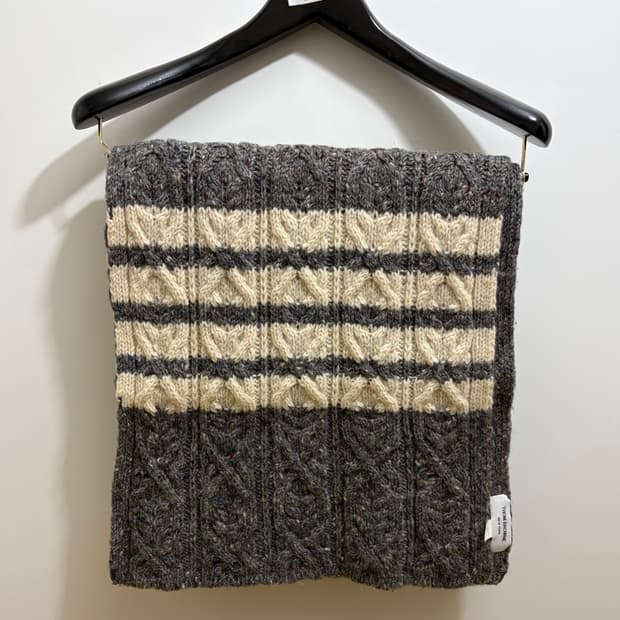 톰브라운 정품 사선 머플러