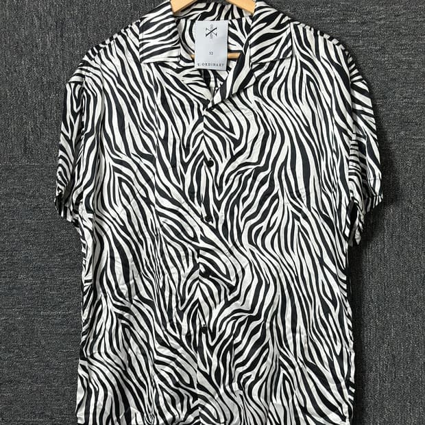 X:ORDINARY 제브라 패턴 셔츠 52
