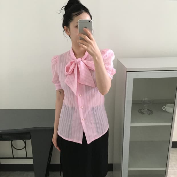 ribbon puff sleeve blouse