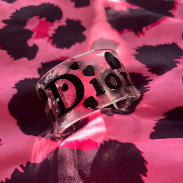 Dior 디올 아크릴 플라스틱 뱅글 팔찌 투명 