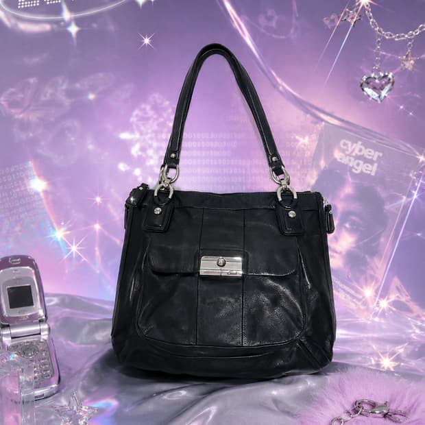 데일리🖤//COACH 코치 크리스틴 올블랙 레더 숄더백