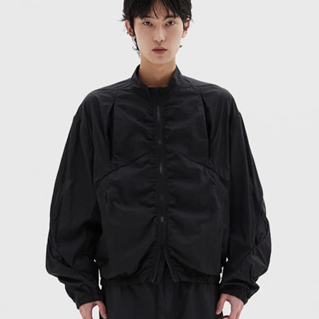 르마드 블랙컬러 남성 오버핏 100 바람막이 자켓 