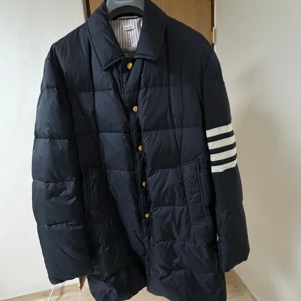 톰브라운 롱패딩 4사이즈