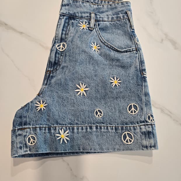 산드로 데이지 자수 데님숏츠 36(정품)