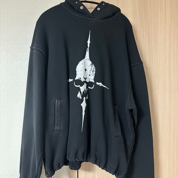 떠그클럽 Peace hoodie