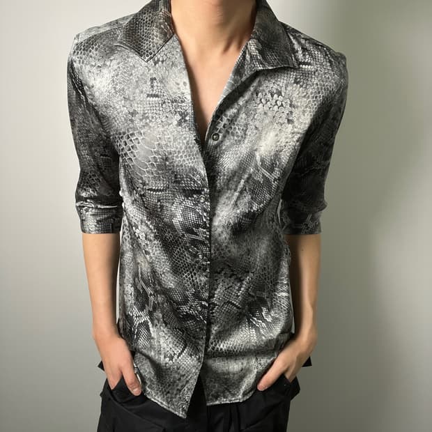 tornado mart 토네이도 마트 뱀피 파이톤 프린트 셔츠 L