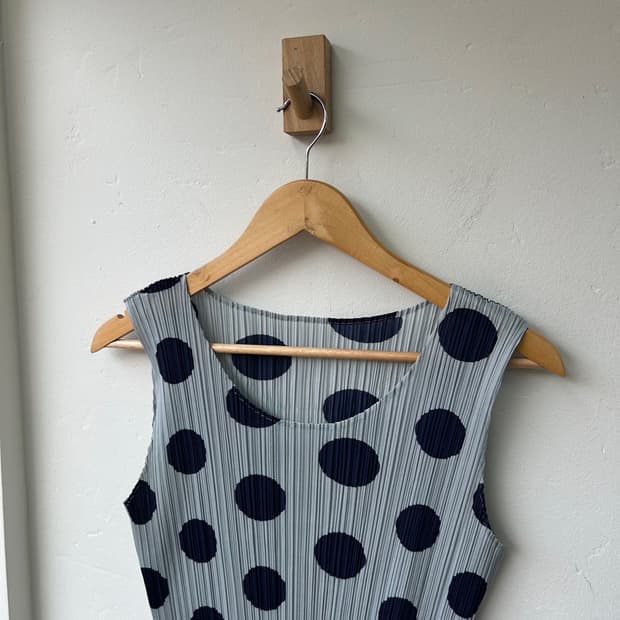 16474 - 이세이 미야케 플리츠 플리즈 슬리브리스