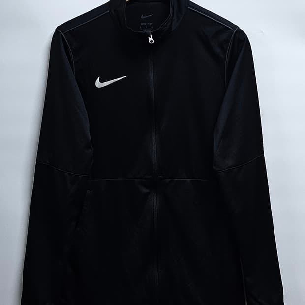 나이키 드라이핏 기능성집업 S 95