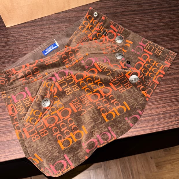 버버리 y2k 골덴 미니스커트 