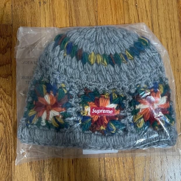 슈프림 크로셰 비니 헤더 그레이 - 25SS