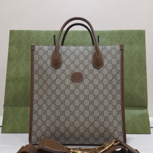 구찌 인터로킹 에보니 토트 숄더백 스몰