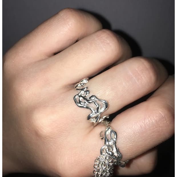Caravan whiplash ring 반지