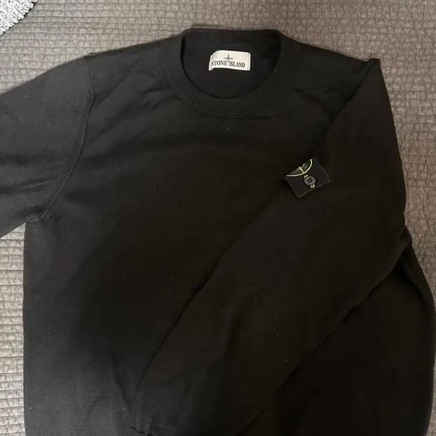 스톤아일랜드 24ss 크루넥 니트(L)