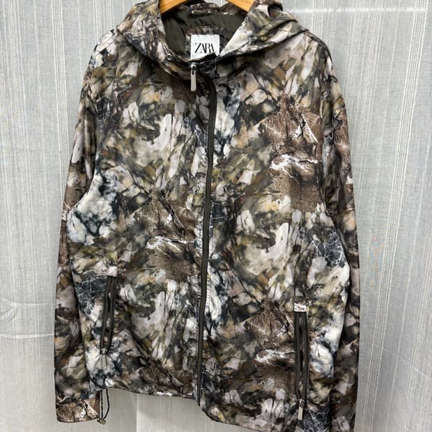 ZARA 자라 리얼트리 바람막이 자켓 Size: 42사이즈