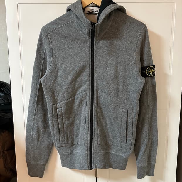 Stone island hoodie S (90-95)