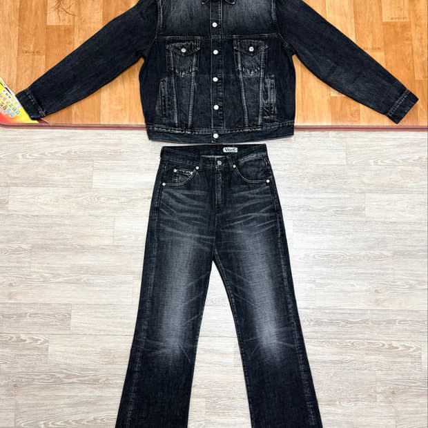 모드나인 black in time, humanoid medium blac