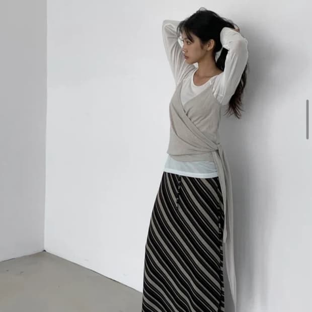 모렌트 매니크 레이어드 나시 뷔스티에 베이지