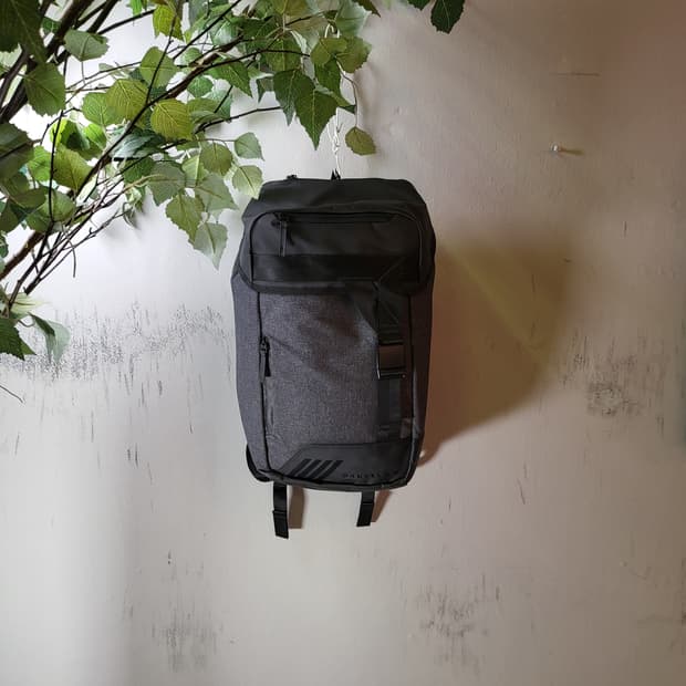오클리 백팩