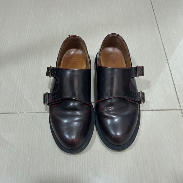 닥터마틴 투스트랩 로퍼