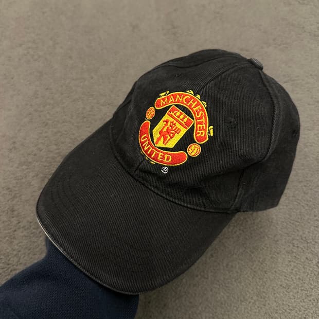 맨체스터유나이티드 빈티지 캡 처분 