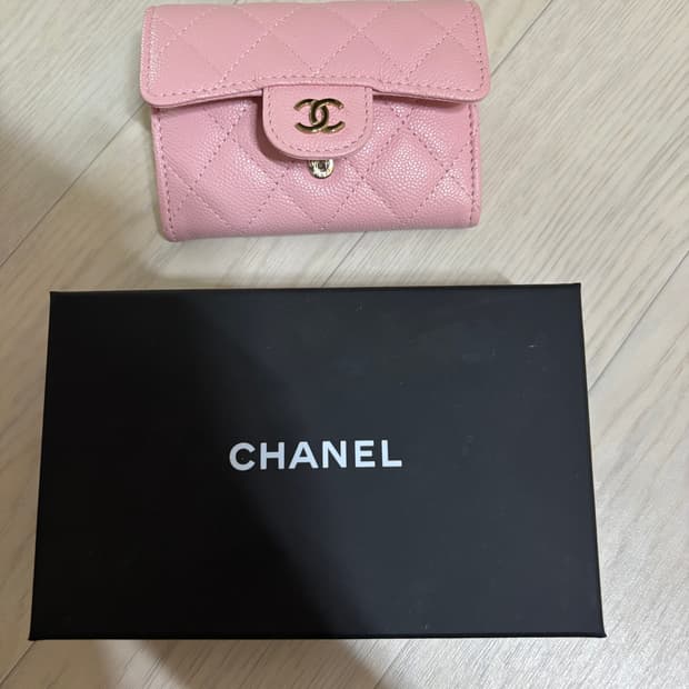 샤넬 캐비어 클똑 지퍼 핑크 지갑