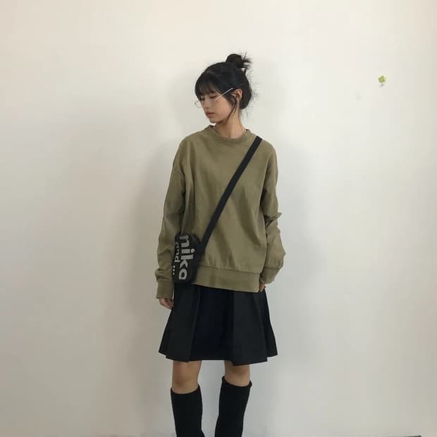 Beams Heart Olive Crewneck Sweatshirt
