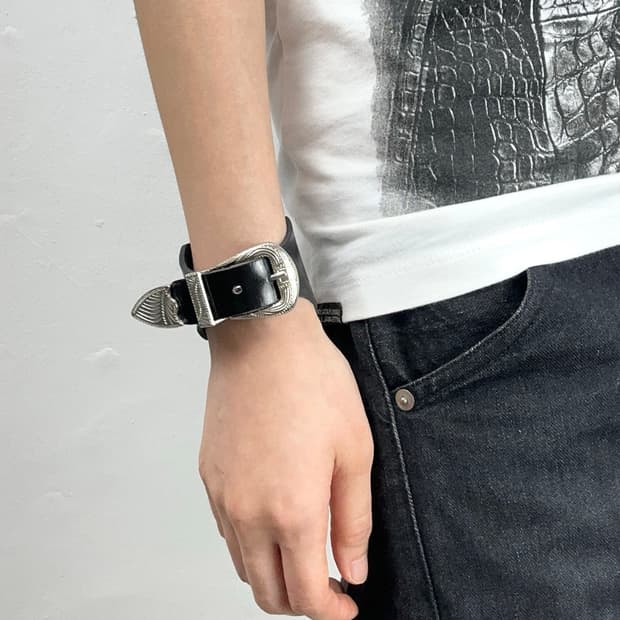 Toga Archives 2011 Western Buckle Wide L