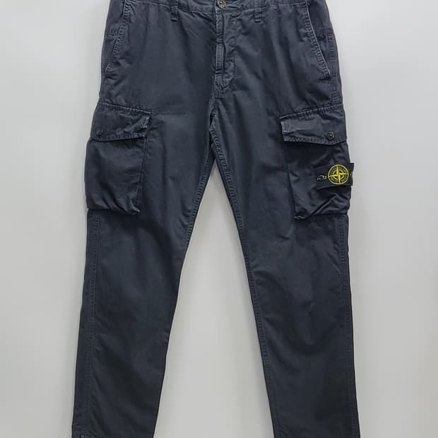 스톤아일랜드 21SS 로고 패치 와펜 카고 팬츠 / 남 84 매장판 블랙