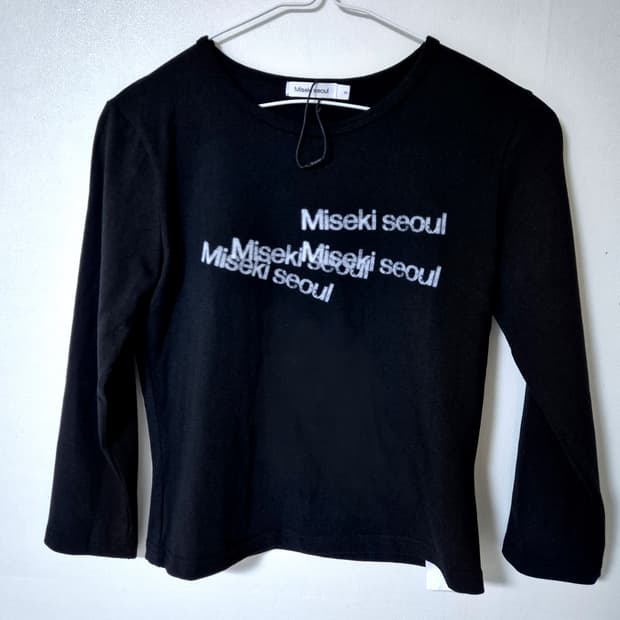 미세키서울 더스트 로고 7부 티셔츠 블랙