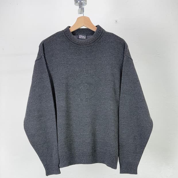 베르사체 진스 꾸뛰르 차콜 그레이 워셔블 메두사 울 니트 스웨터