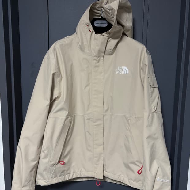 신품급 노스페이스 고어텍스 :)