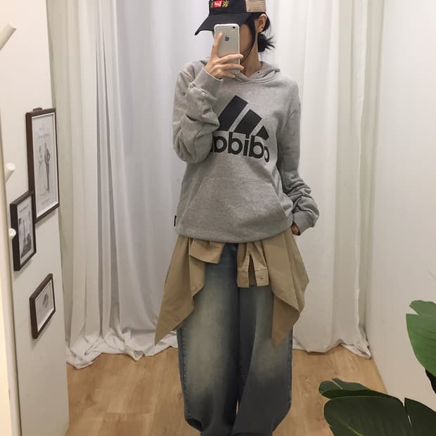 Women Adidas Hoodie 105