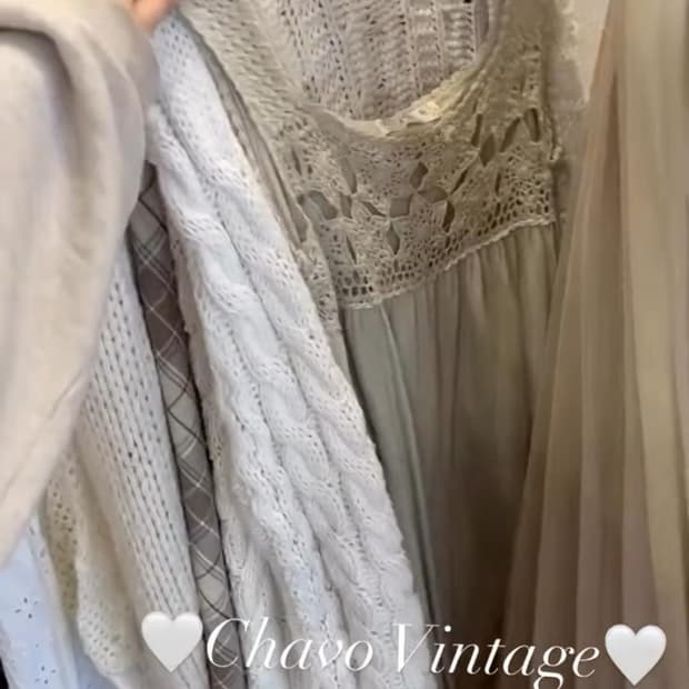 빈티지 아이보리 모리걸 니트가디건